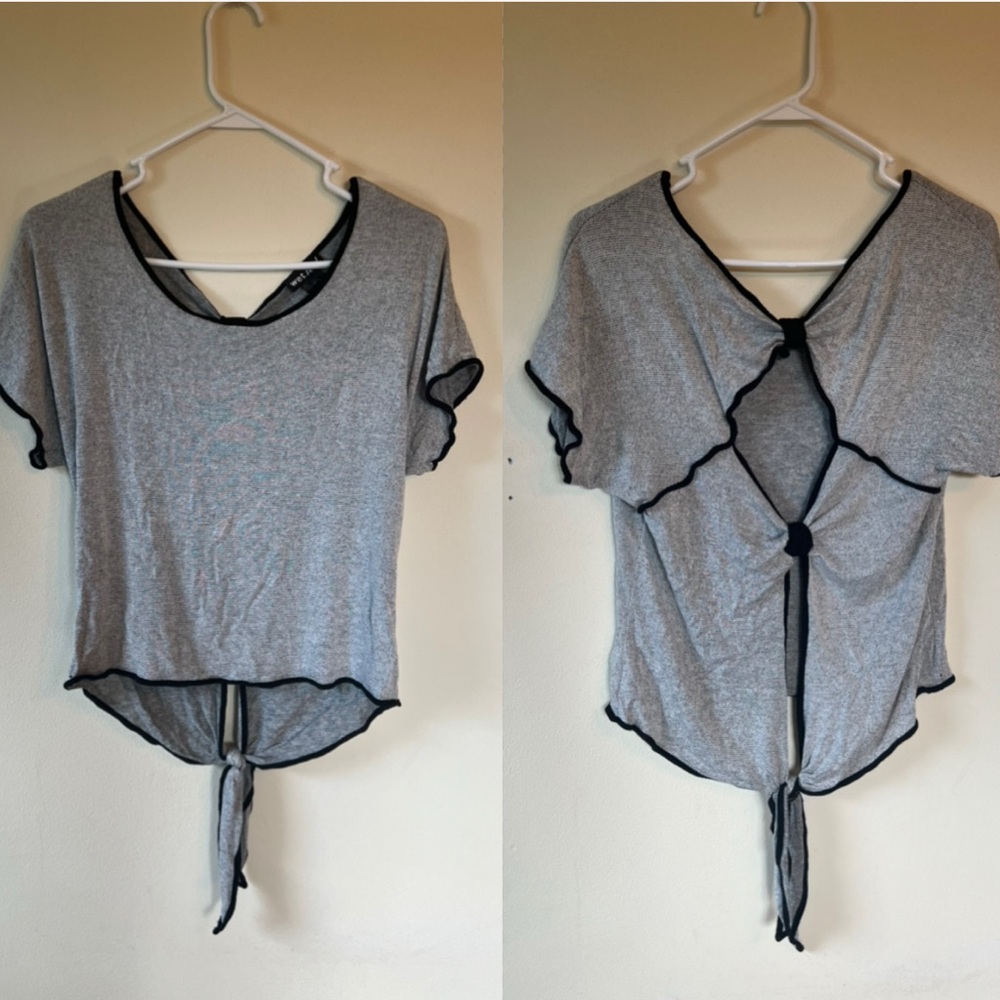 Vintage Y2K Wet Seal Womens Cut Out Open Back Shirt Top Size Medium Gray Black